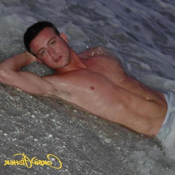 15P Sexy naked hard hung college hunk