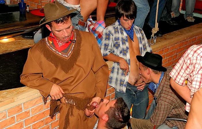 15P hard bodies and hard cocks in this gay orgy