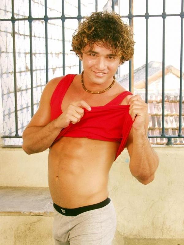 15P Sexy hunk strips out of underwear