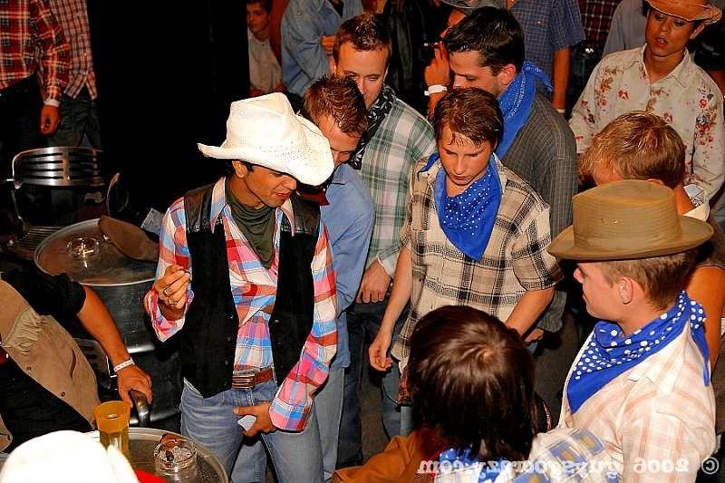 20P Tough gay cowboys getting their shotguns sucked 