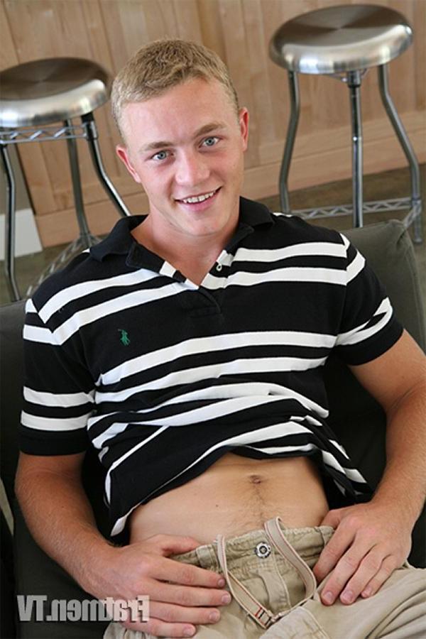 15P Nude frat guy with big cock