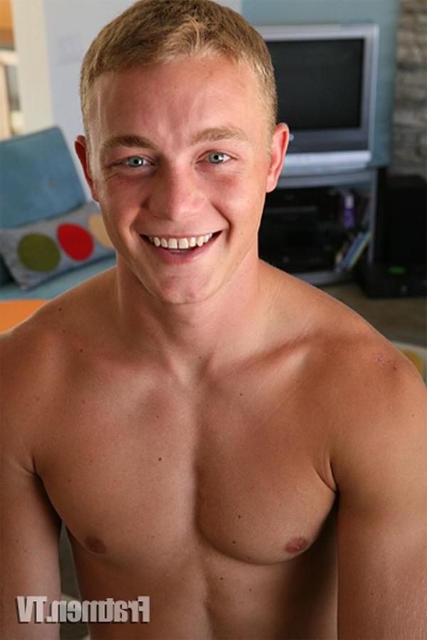 15P Nude frat guy with big cock