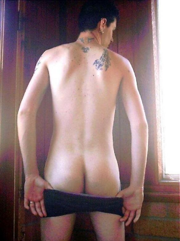 16P spicy twink posing naked and show his huge cock