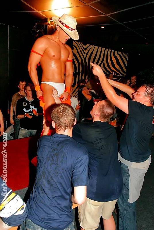 20P All male stripshow turns into an orgy when gays go crazy