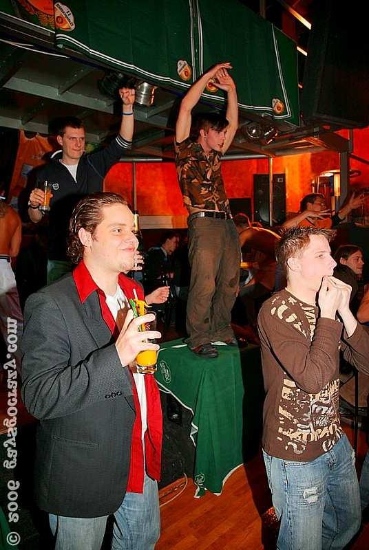 20P Gay strippers party with men licking whipped cream