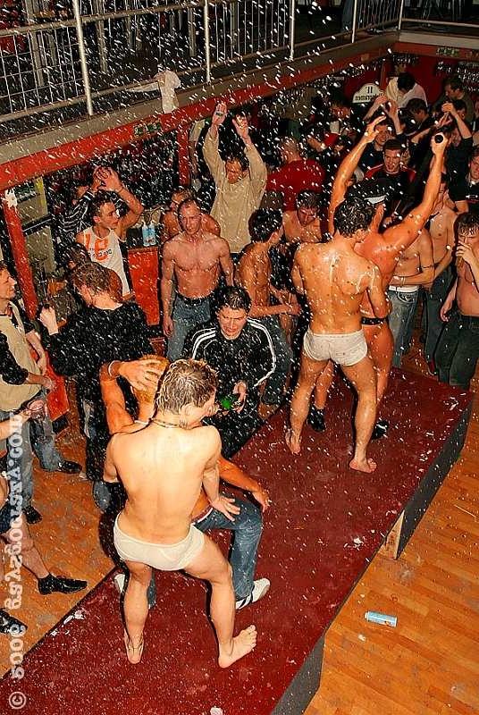 20P Gay strippers party with men licking whipped cream