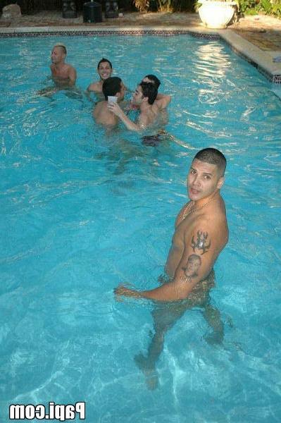13P Sexy Gay Boys Know How To Party