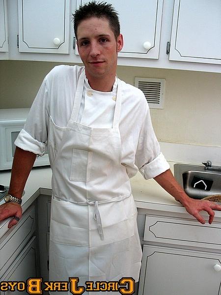 14P Horny hunk chef posing in his bike shorts