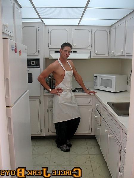 14P Horny hunk chef posing in his bike shorts