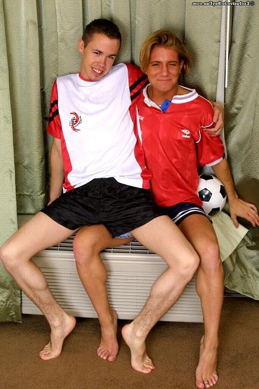 20P Gay soccer players scoring while not being on the pitch