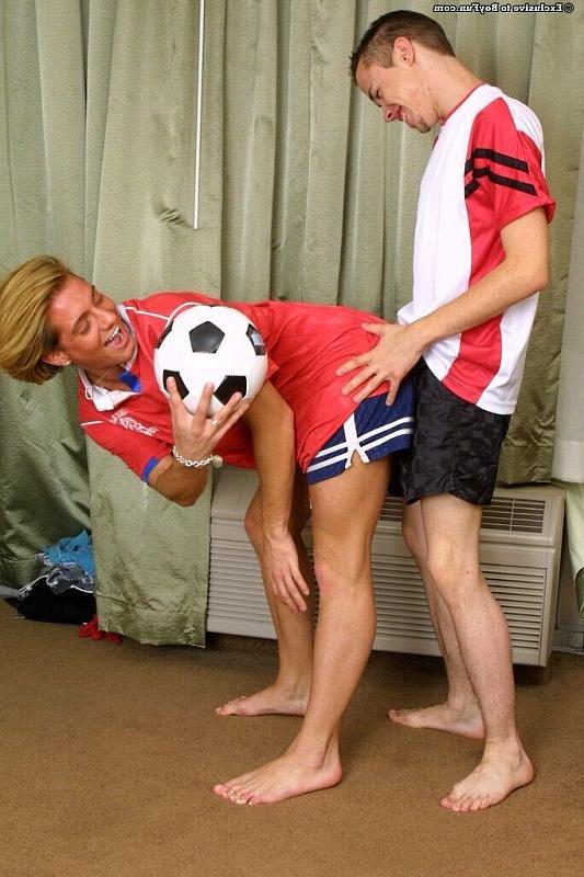 20P Gay soccer players scoring while not being on the pitch