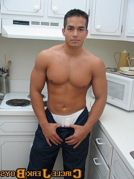 14P Hunk with a solid chest in his boxers