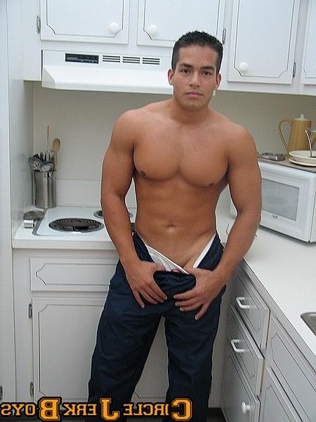 14P Hunk with a solid chest in his boxers
