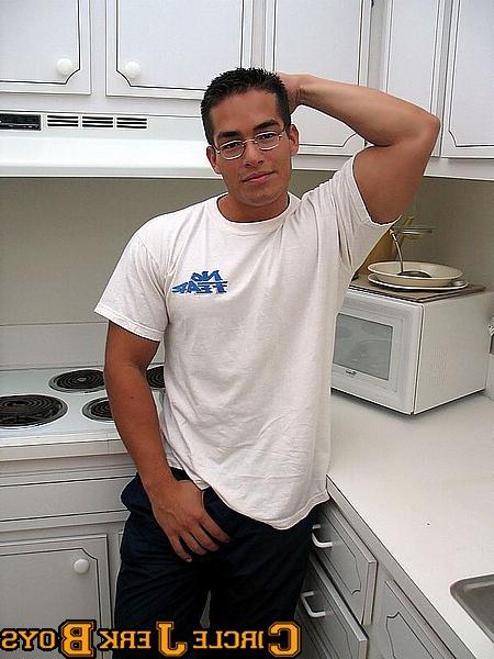 14P Hunk with a solid chest in his boxers