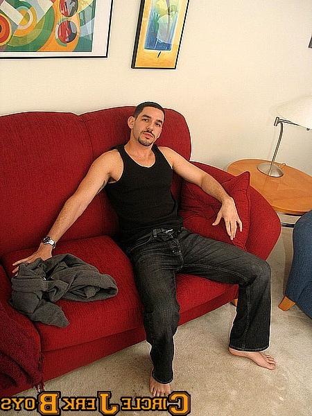 14P Hunk with a tat on his back in his bike shorts