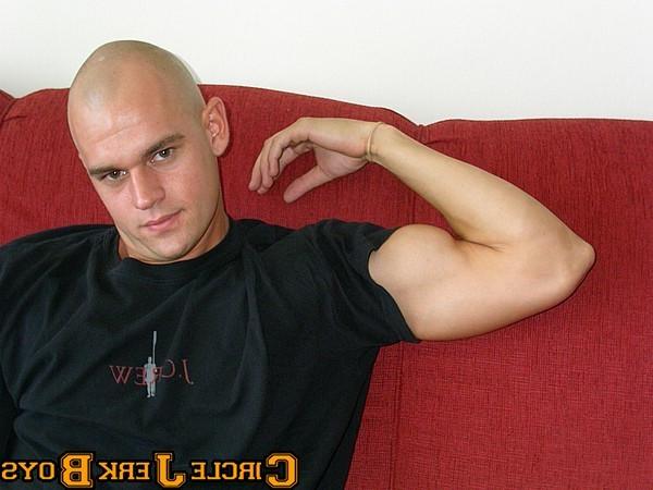 14P Built hunk with a tattoo shirtless