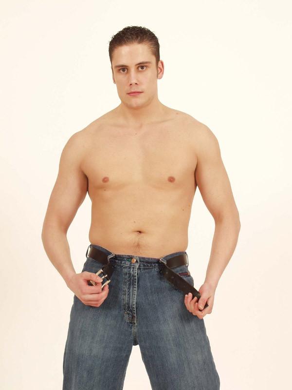 15P Hunk strips down to his undies