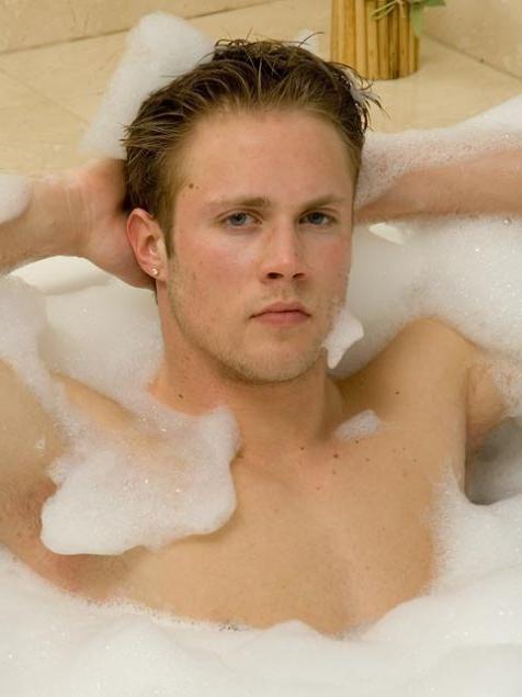 16P dirty gay masturbating and showing his spicy body