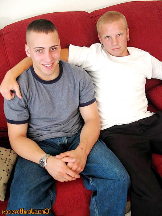 15P Two horny gay studs undressing