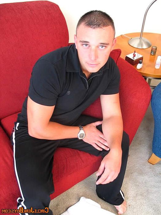 15P Straight stud with strong body