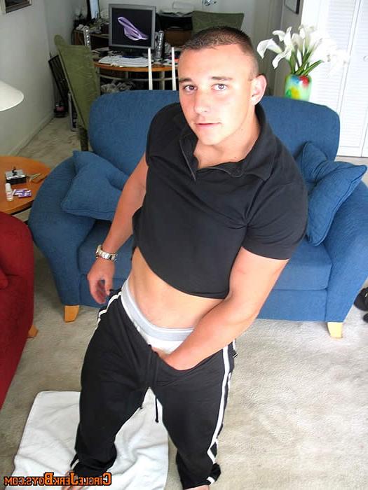 15P Straight stud with strong body