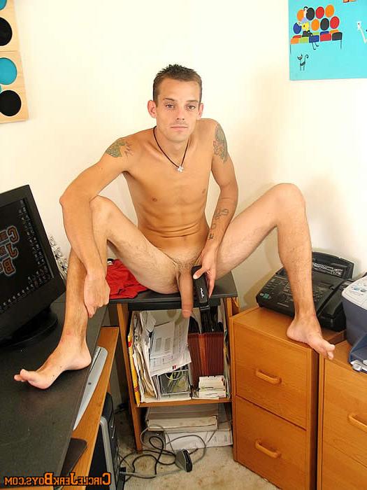 15P Straight stud with huge cock