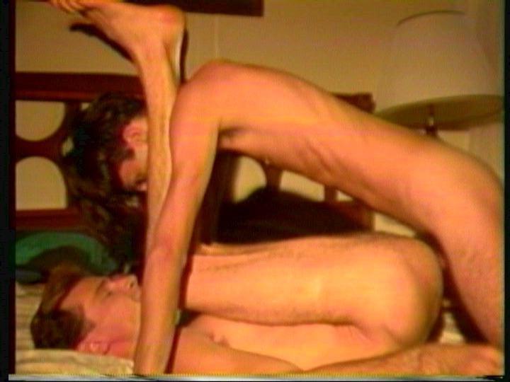 16P Horny gay men sucking and pounding in bed