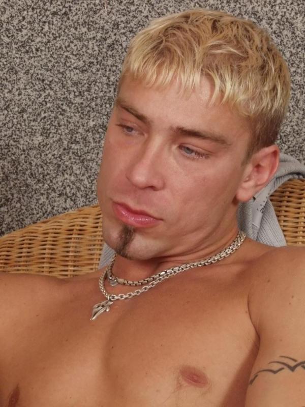 20P Cock riding horny gay hunk