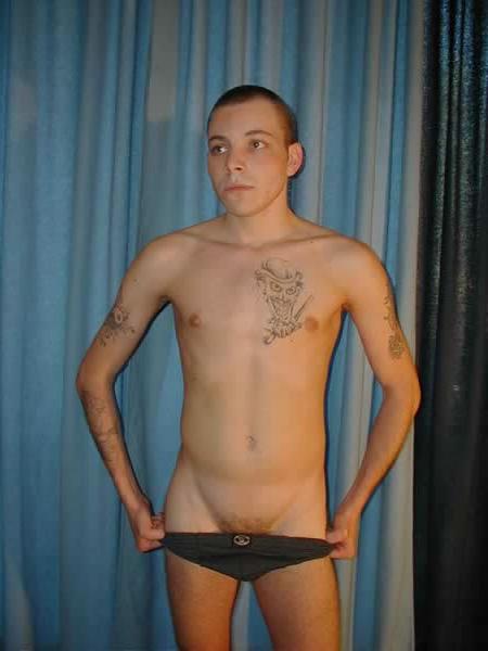 13P Young amateur boy posing nude