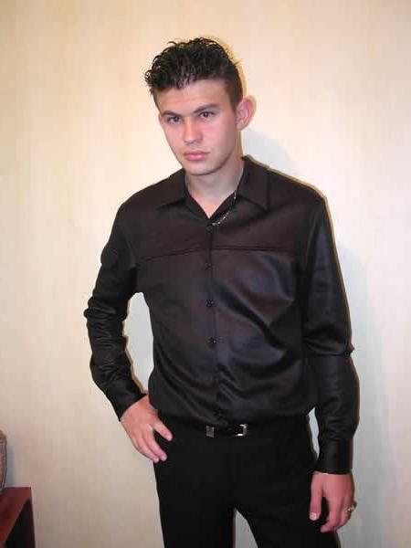 13P Young amateur showing his big hard cock