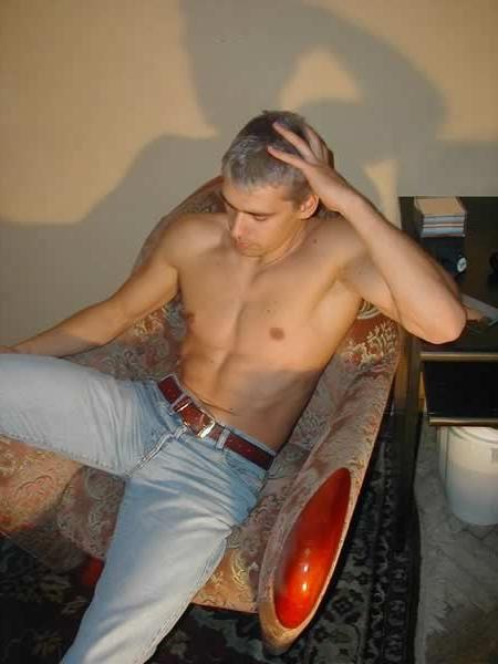 13P Smoot hunk showing his huge cock