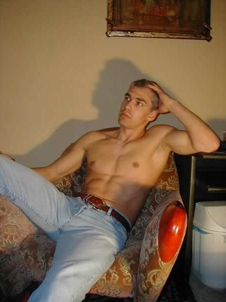 13P Smoot hunk showing his huge cock