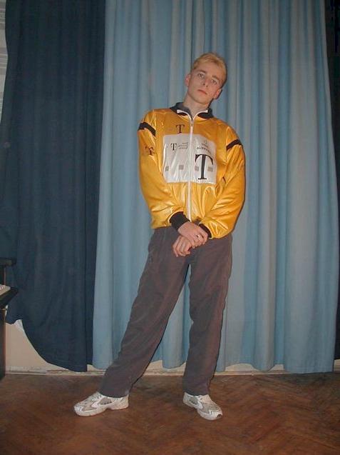 15P Gay teen getting naked and horny