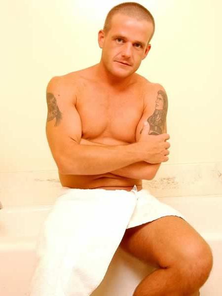 13P Hunk boy taking a bath and masturbating