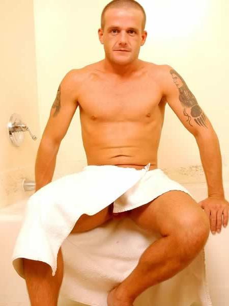 13P Hunk boy taking a bath and masturbating