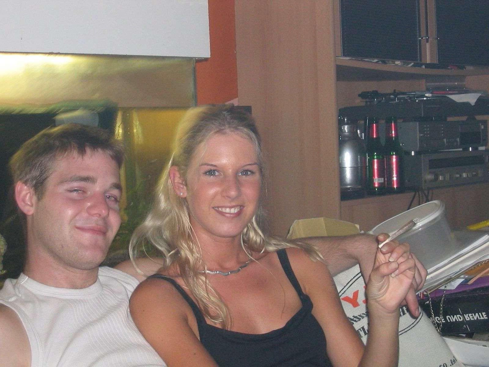 18P Hardcore pics from a blonde's vacation showing her dildo-fucking her pussy and s