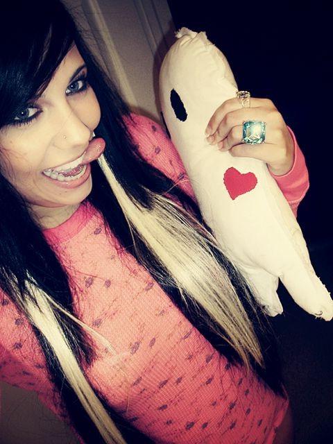 15P Horny emo teen girlfriends in selfshot pics