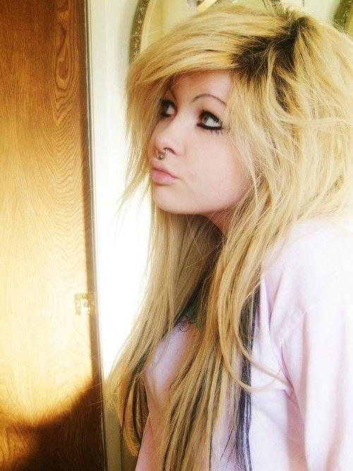 15P Horny emo teen girlfriends in selfshot pics