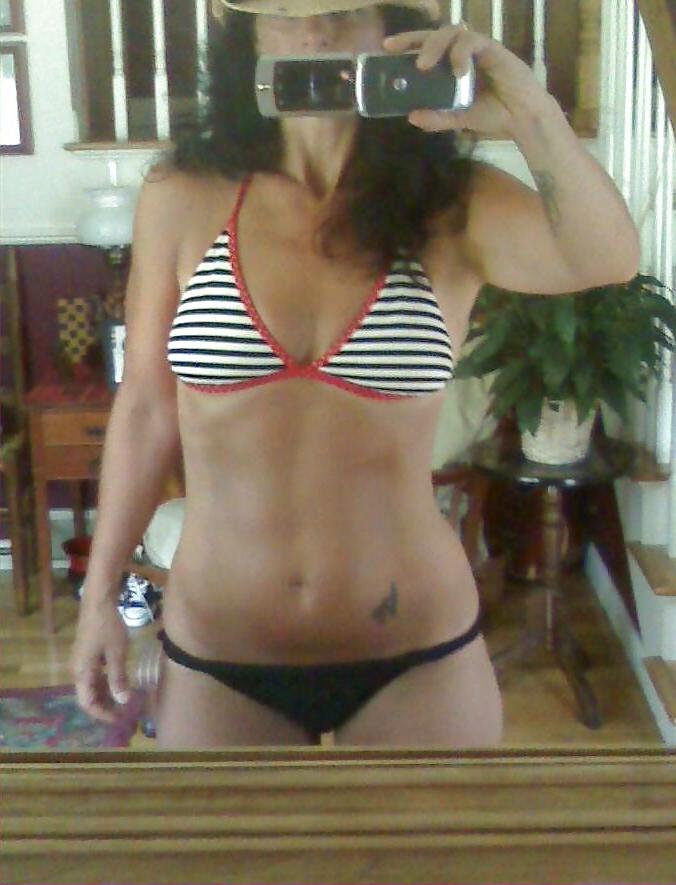 4P Married milf 44 years old i fuck