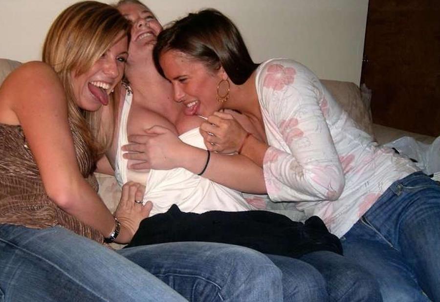 16P Amateur pics of horny girls being caught doing nasty things