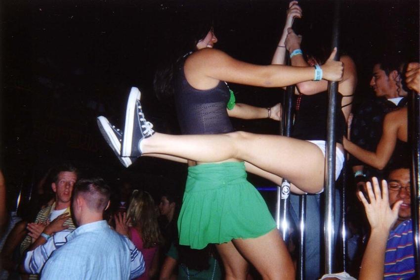 16P Amateur pics of horny girls being caught doing nasty things
