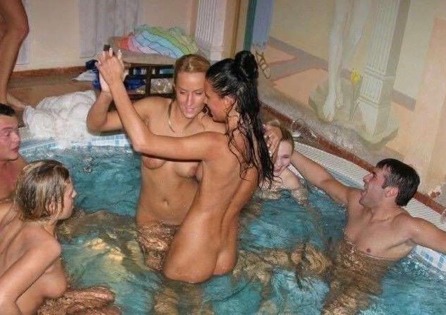 16P Amateur pics of horny girls being caught doing nasty things