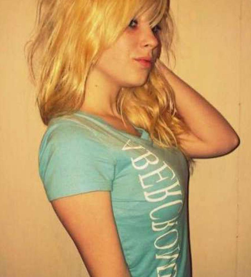 15P Sexy amateur babes
