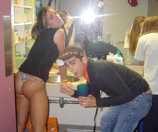16P Amateur pics of horny girls being caught doing nasty things