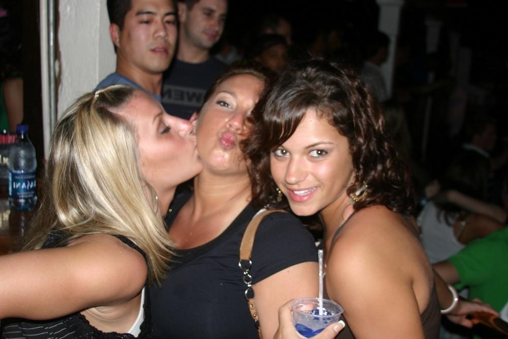 16P Amateur pics of horny girls being caught doing nasty things