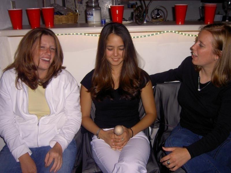 16P Amateur pics of horny girls being caught doing nasty things