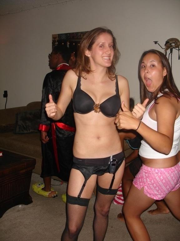 16P Amateur pics of horny girls being caught doing nasty things