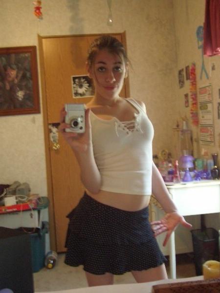 16P Amatuer pics of horny girls being caught doing nasty things