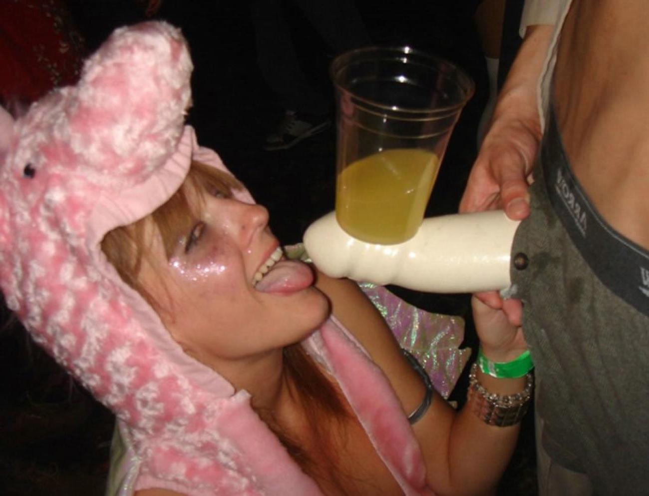 16P Drunk partygirls sucking and fucking at a wild sex orgy