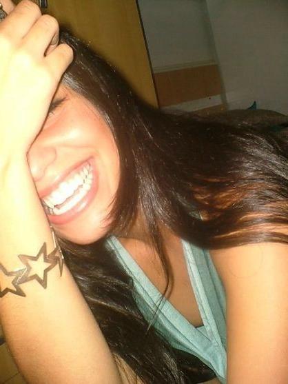 16P Naked sexy amateurs showing off their sweet shaved pussies